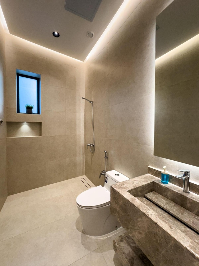 J.O.P CHALET  ( <i style='color:#B10622'>VIP</i> )