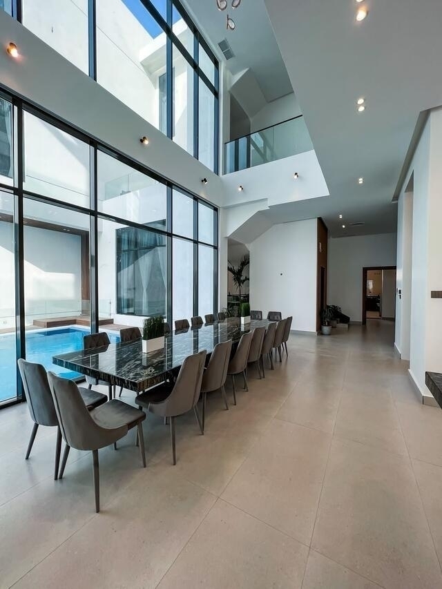 LAM CHALET   ( <i style='color:#B10622'> VVIP</i> )