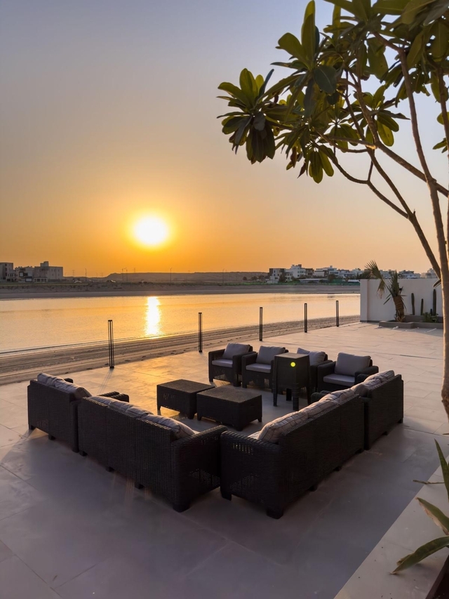 South Palms  ( <i style='color:#B10622'>VVIP</i> )