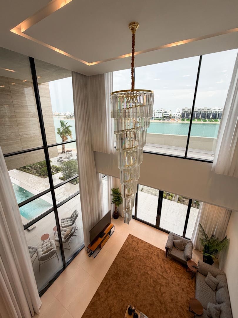 ( <i style='color:#B10622'> VVIP</i> ) REVIERA