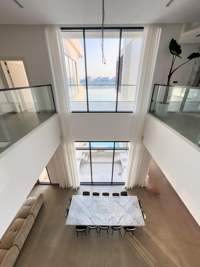 South Palms  ( <i style='color:#B10622'>VVIP</i> )