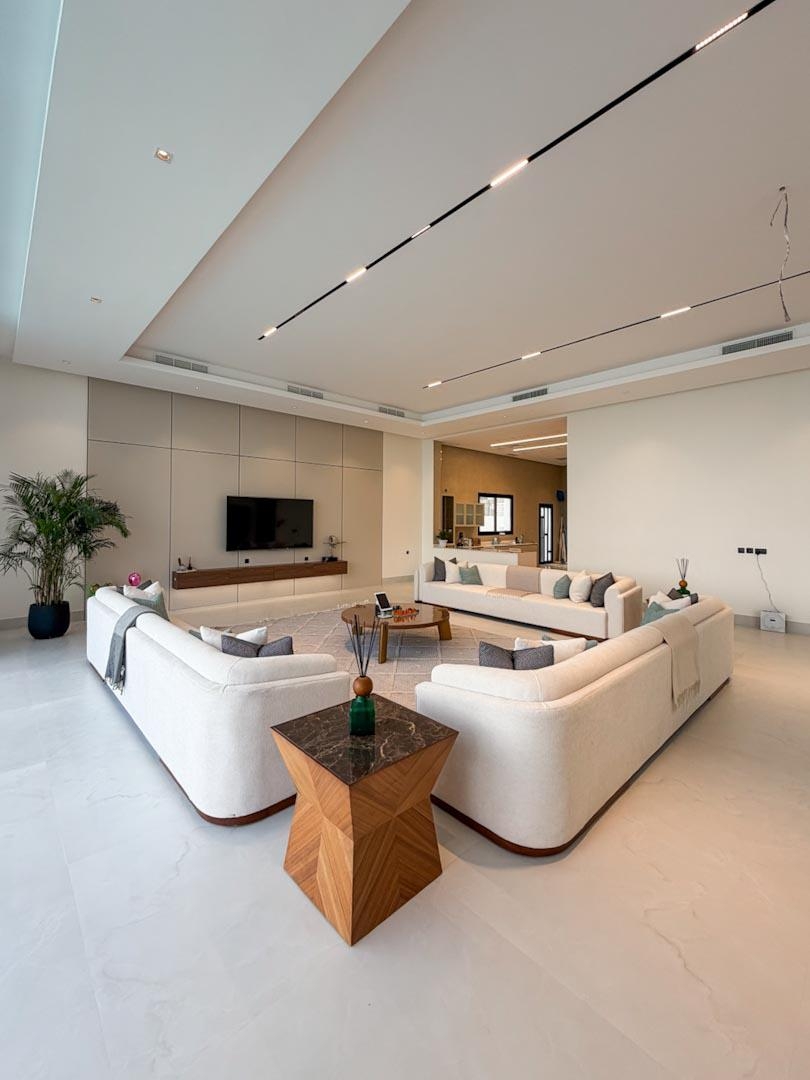 ( <i style='color:#B10622'> VVIP</i> )ZAYA