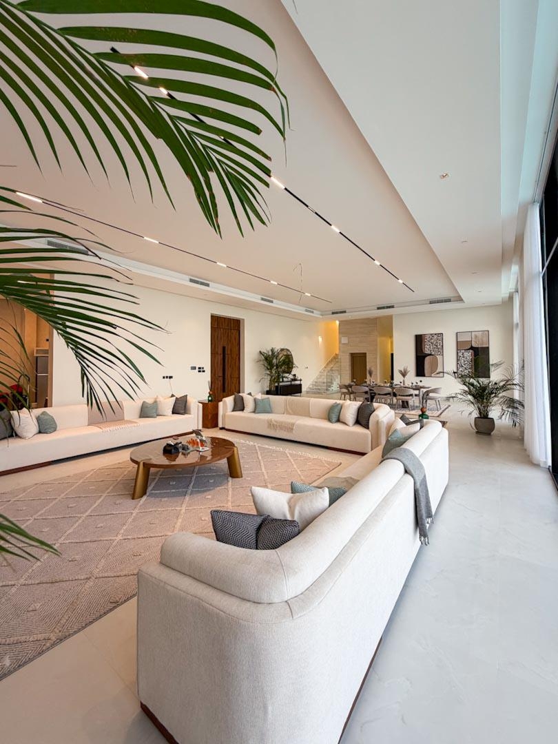 ( <i style='color:#B10622'> VVIP</i> )ZAYA