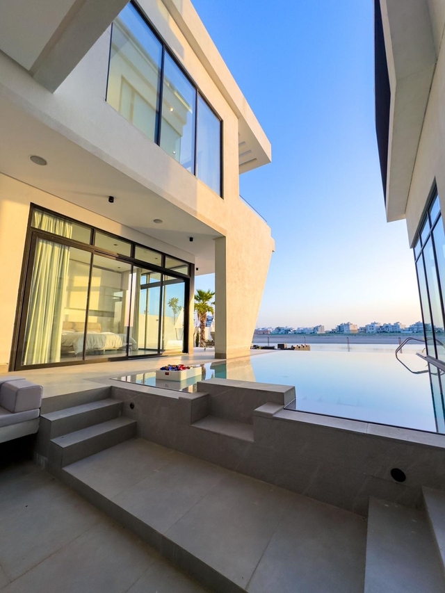 South Palms  ( <i style='color:#B10622'>VVIP</i> )