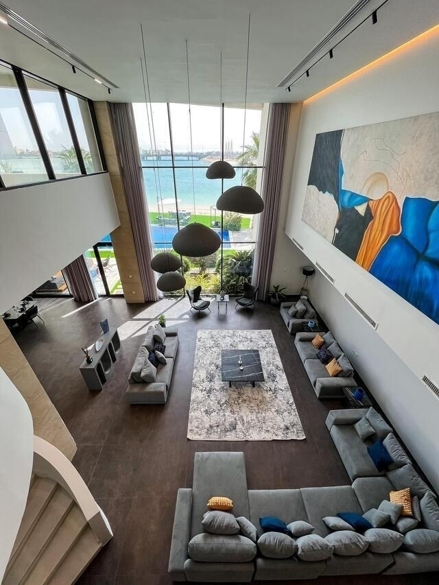 Palm  ( <i style='color:#B10622'> VVIP</i> )