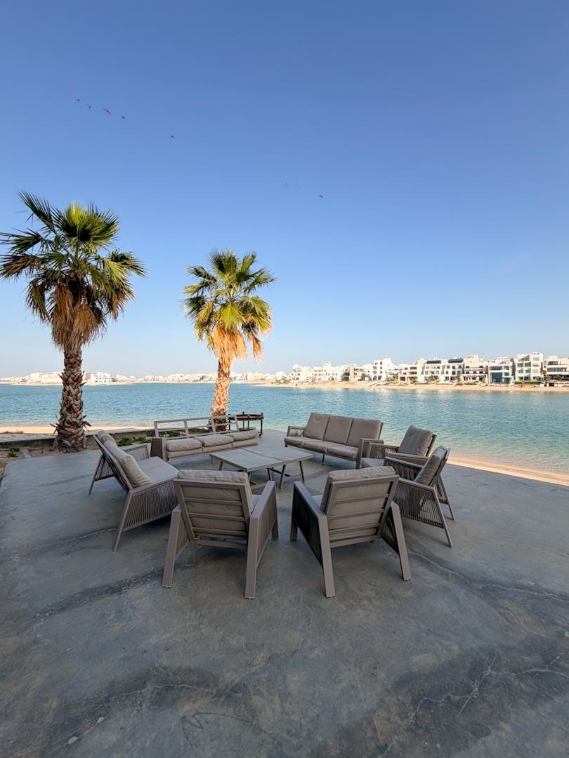 ( <i style='color:#B10622'> VVIP</i> ) REVIERA