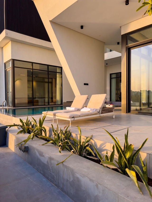 South Palms  ( <i style='color:#B10622'>VVIP</i> )